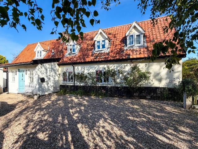 House for sale in East Tuddenham, Norfolk