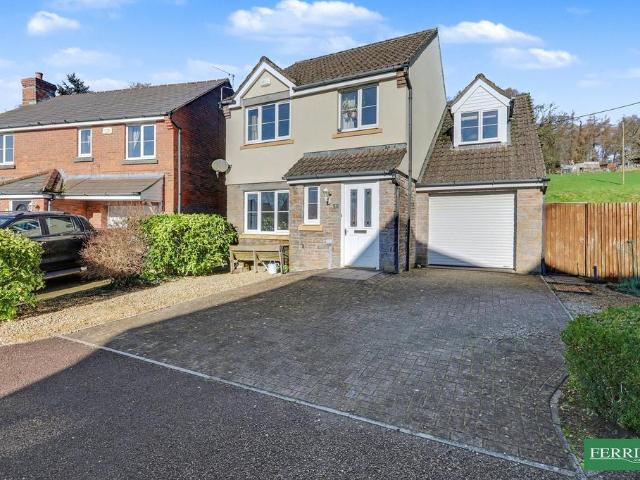 House for sale in Bromsberrow Heath, Gloucestershire