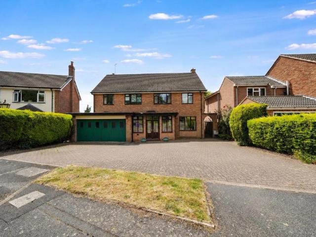 House for sale in Tettenhall, West Midlands