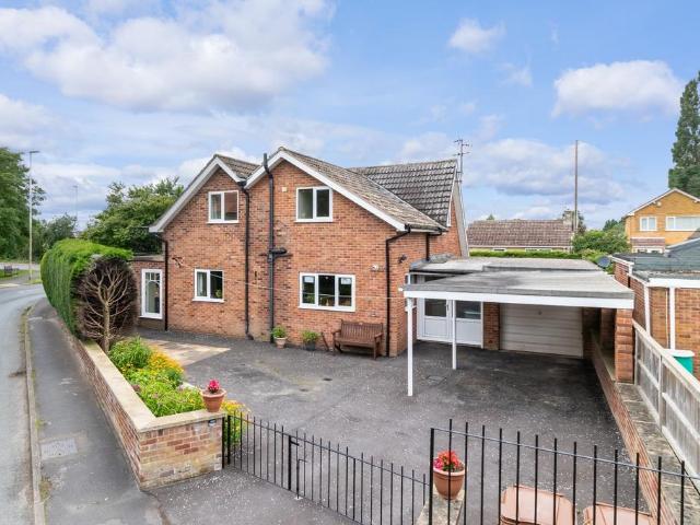 House for sale in Pickering, North Yorkshire