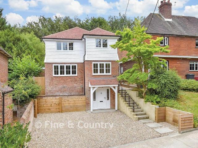 House for sale in The Bridge, Kent