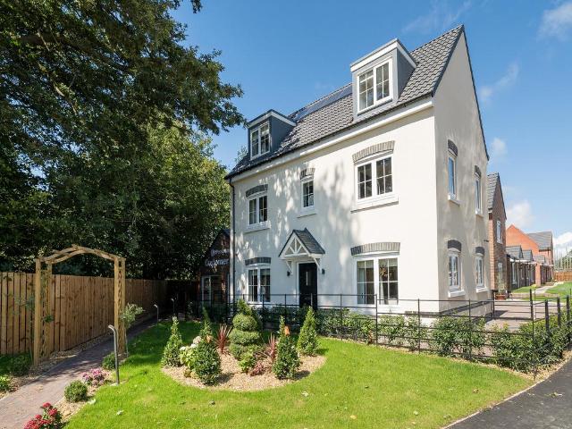 House for sale in Brompton-on-swale, North Yorkshire