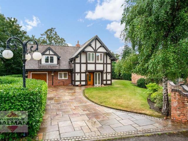 House for sale in Pownall Park, Wilmslow