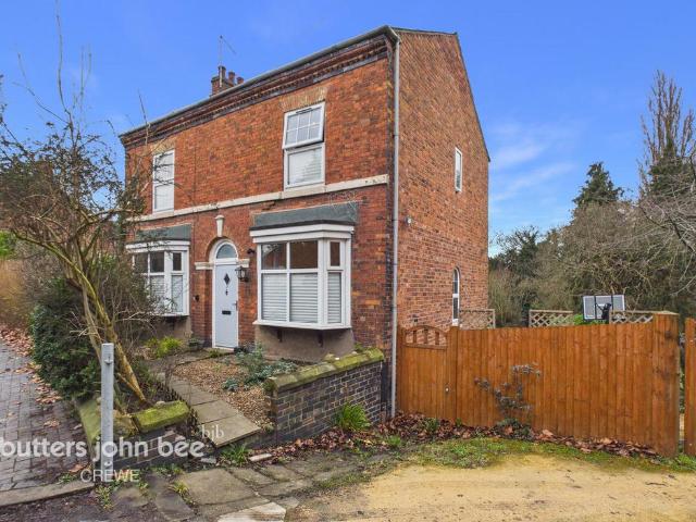 House for sale in Hammond Street