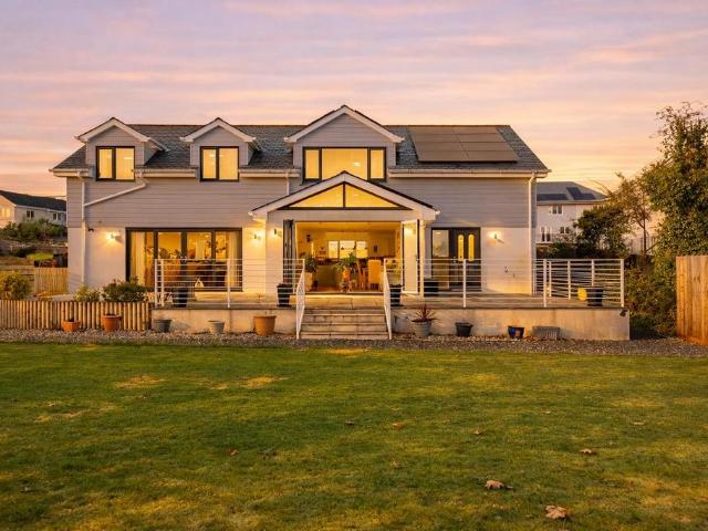 House for sale in Gonvena, Wadebridge