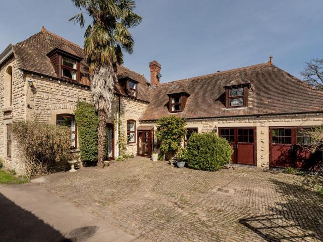 House for sale in Newent, Bromsberrow Heath