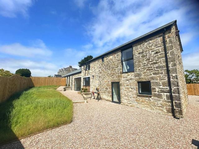 House for sale in Helston, Cornwall