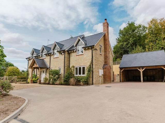 House for sale in Moreton Morrell, Stratford-on-Avon
