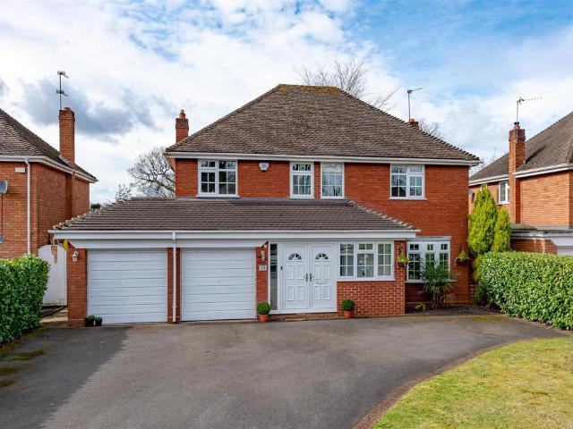 House for sale in Tettenhall, West Midlands