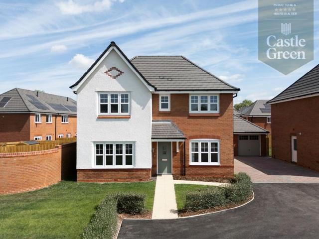 House for sale in Daresbury