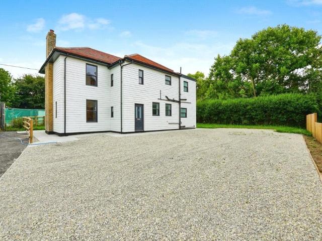 House for sale in Sutton, Ash