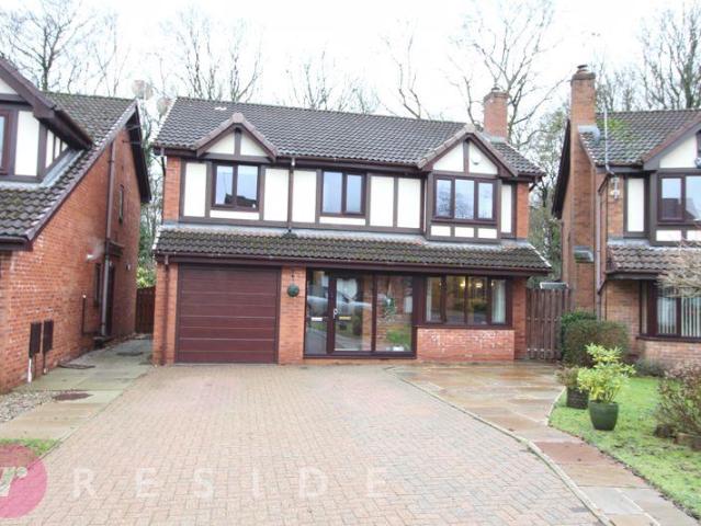 House for sale in Sudden, Burnedge