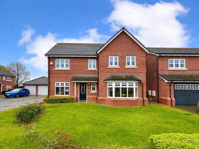 House for sale in Cabus, Lancashire