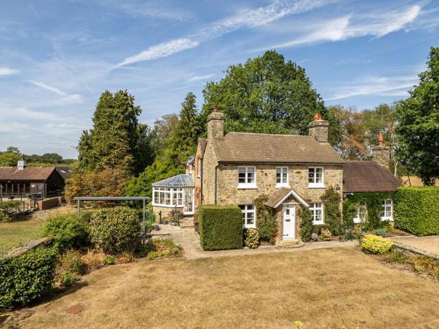 House for sale in Horsham, West Sussex