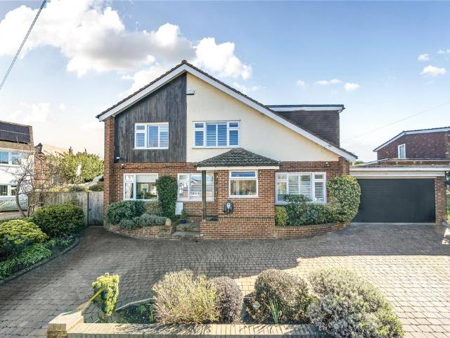 House for sale in The Butts, Kent