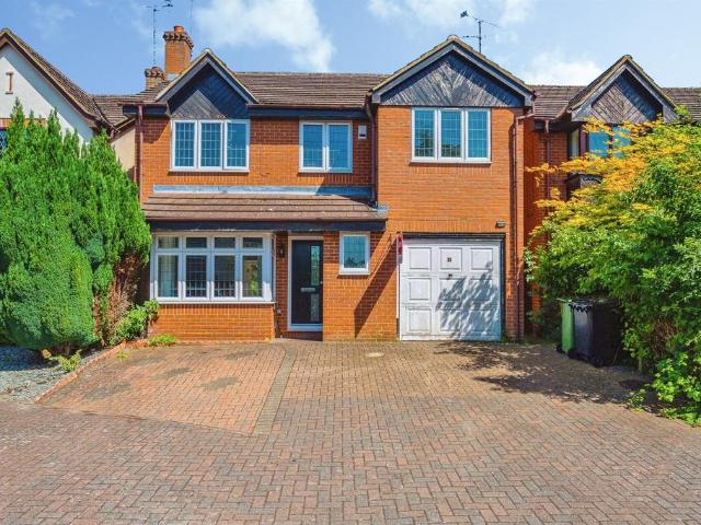 House for sale in Warden Hill, Luton