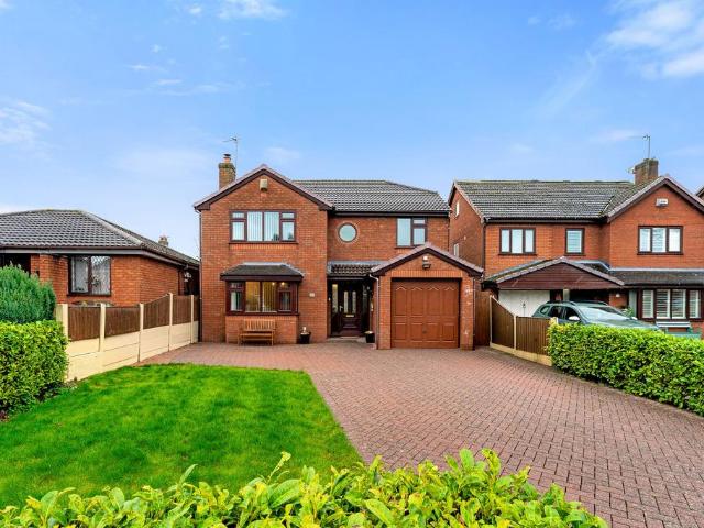 House for sale in Farnworth, Widnes