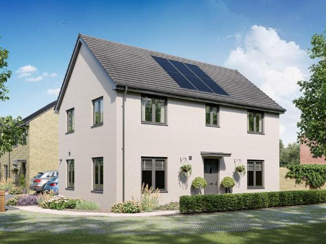 House for sale in Moulton