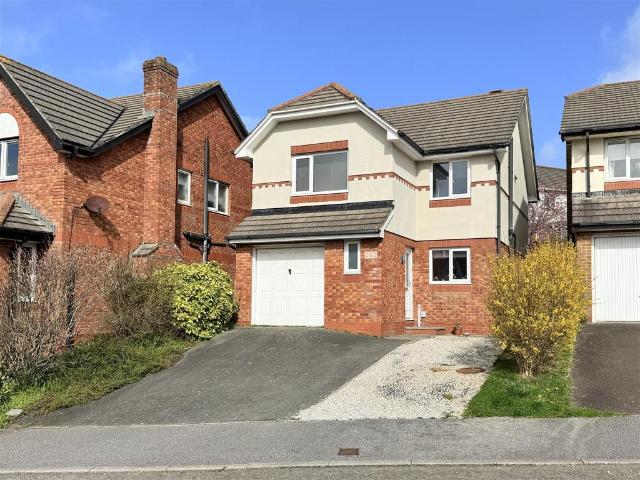 House for sale in Newquay, Cornwall