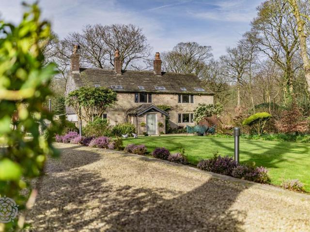 House for sale in Chesham, Bury