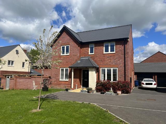 House for sale in Wheatpieces, Pamington