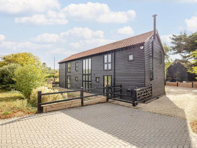 House for sale in Duton Hill, Essex