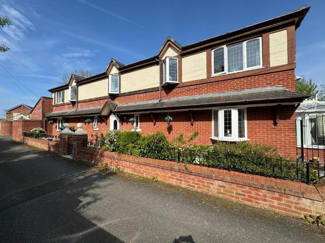 House for sale in Kinmel Bay, Wales