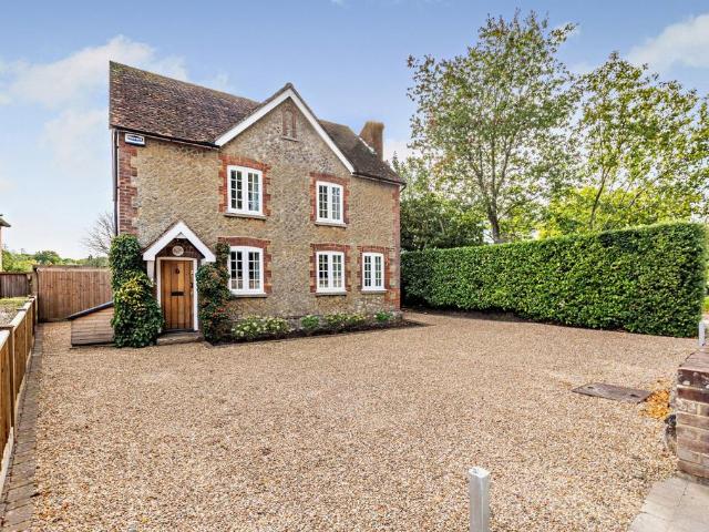 House for sale in Offham, Bourne Vale