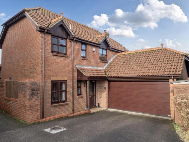 House for sale in Chard Town, Chard