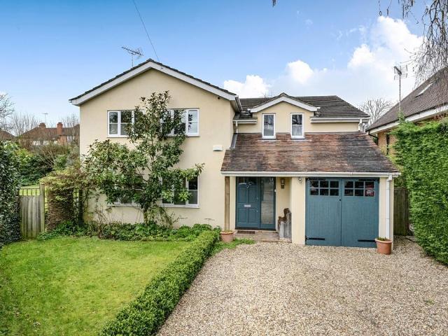 House for sale in Henley-on-Thames, Berrick Salome