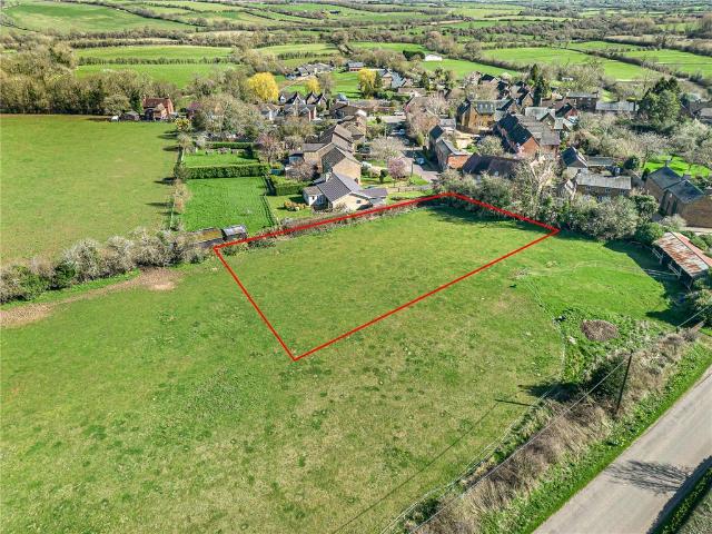 Land for sale in Eydon, Northamptonshire