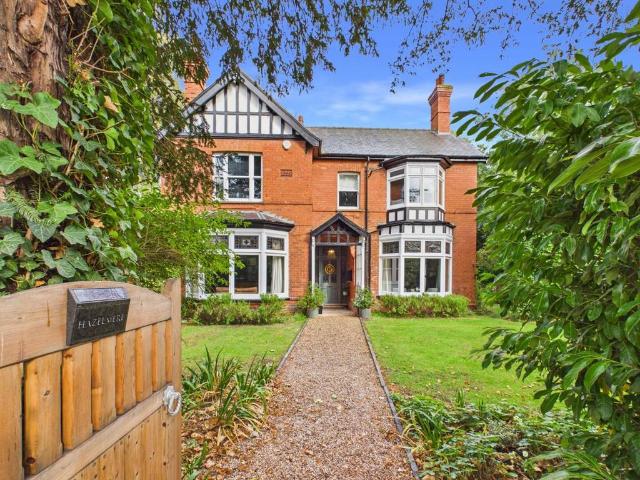 House for sale in Oaklands, East Lindsey