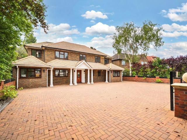House for sale in Gerrards Cross, Denham