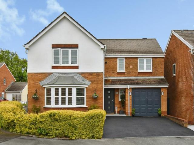 House for sale in Capel Hendre, Wales