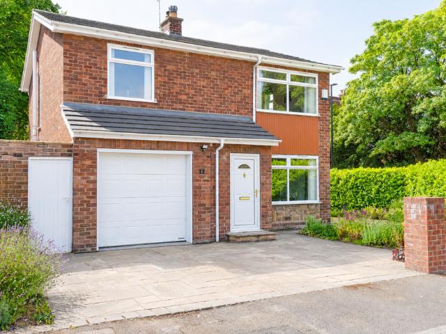 House for sale in High Field, York