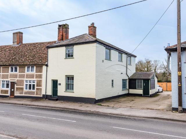 House for sale in Chelmondiston, Suffolk