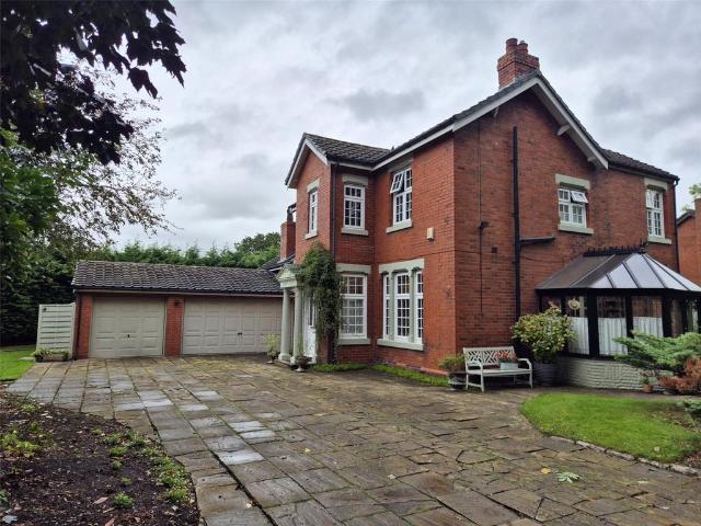 House for sale in Fearnhead, Warrington