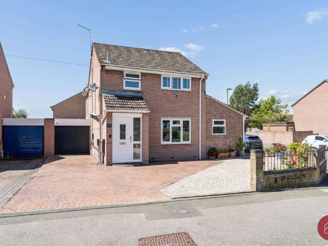 House for sale in Evershot, Oxfordshire