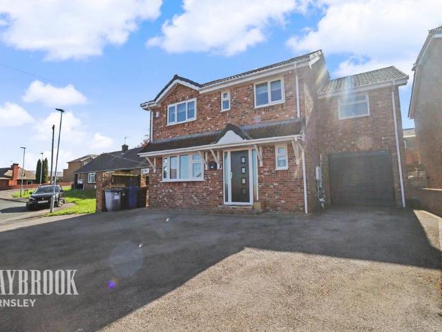 House for sale in Hoyland, South Yorkshire