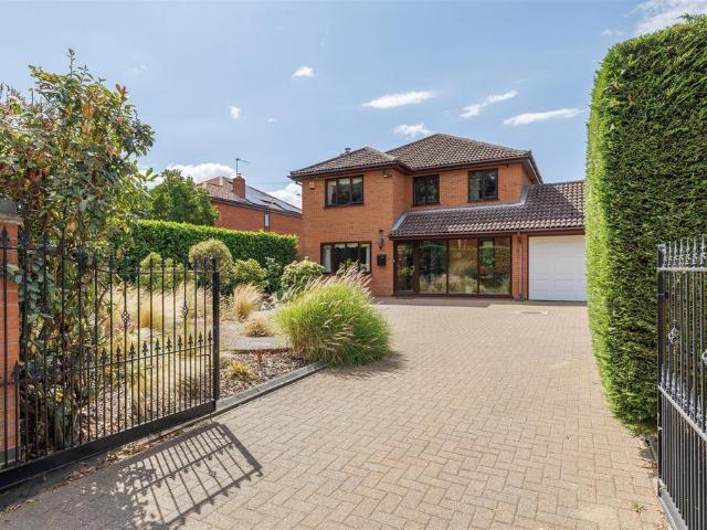 House for sale in St Olaves, Great Yarmouth