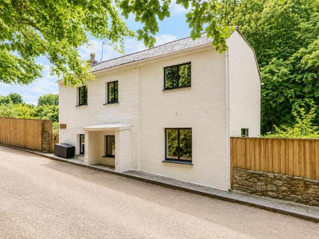 House for sale in Ponsanooth, Cornwall