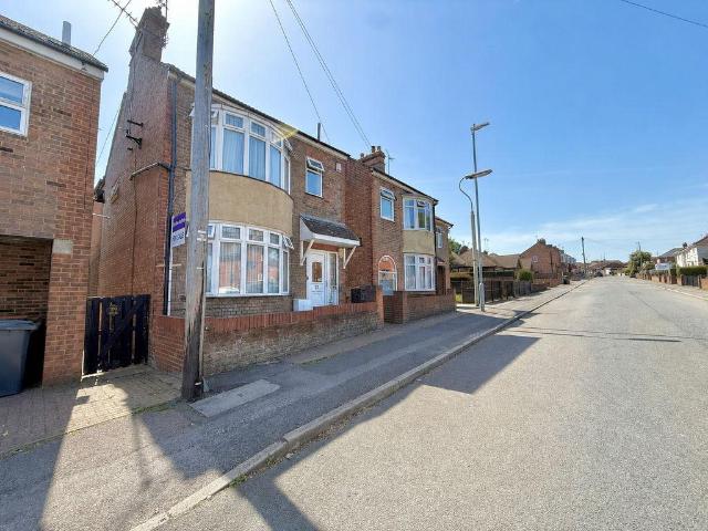 House for sale in Dunstable, Bedfordshire