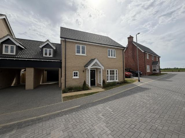 House for sale in Wickham Market, Eastbridge