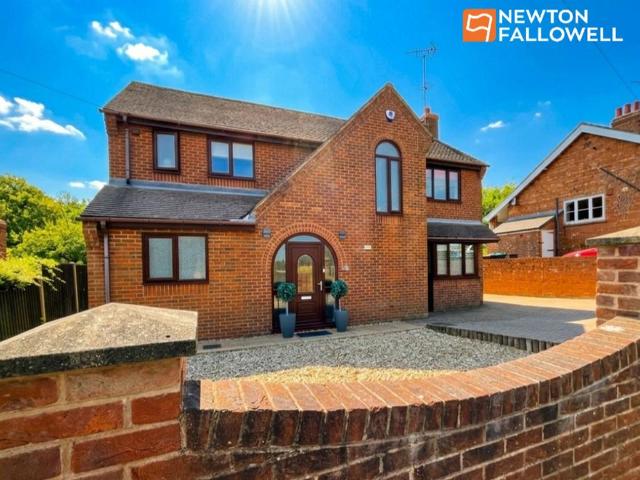 House for sale in Bull Farm, Potters Corner
