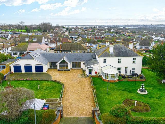 House for sale in Alton Barnes, Essex
