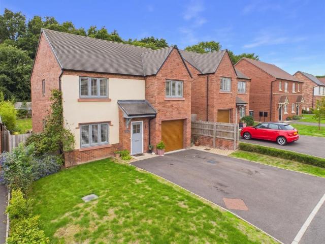 House for sale in Cross Houses, Berrington
