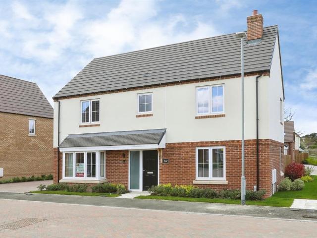 House for sale in Newtown, Costhorpe