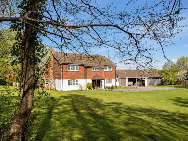 House for sale in Newpound Common, Chichester