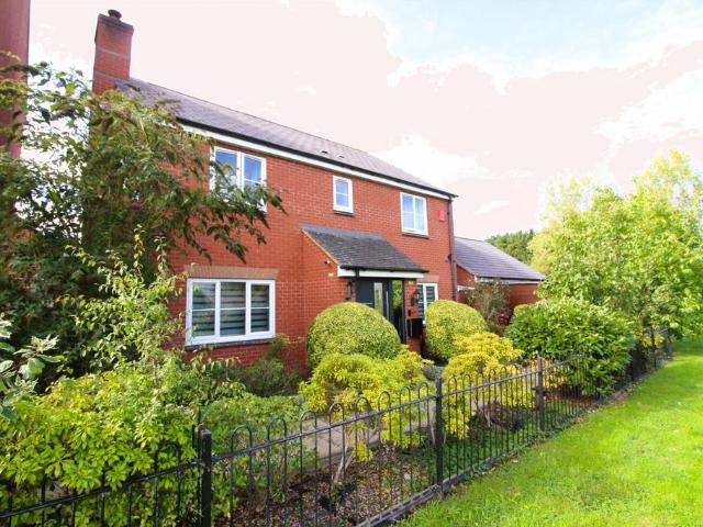 House for sale in North Petherton, Somerset