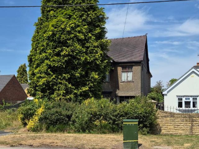 House for sale in Camp Hill, Warwickshire